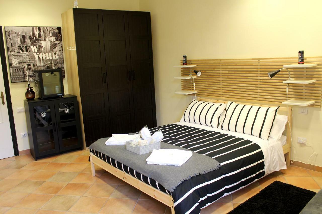 La Sosta Navarra Bed & Beer Gubbio Exterior foto